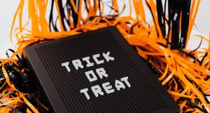 Read more about the article Trick-or-Treating Safely in 2020